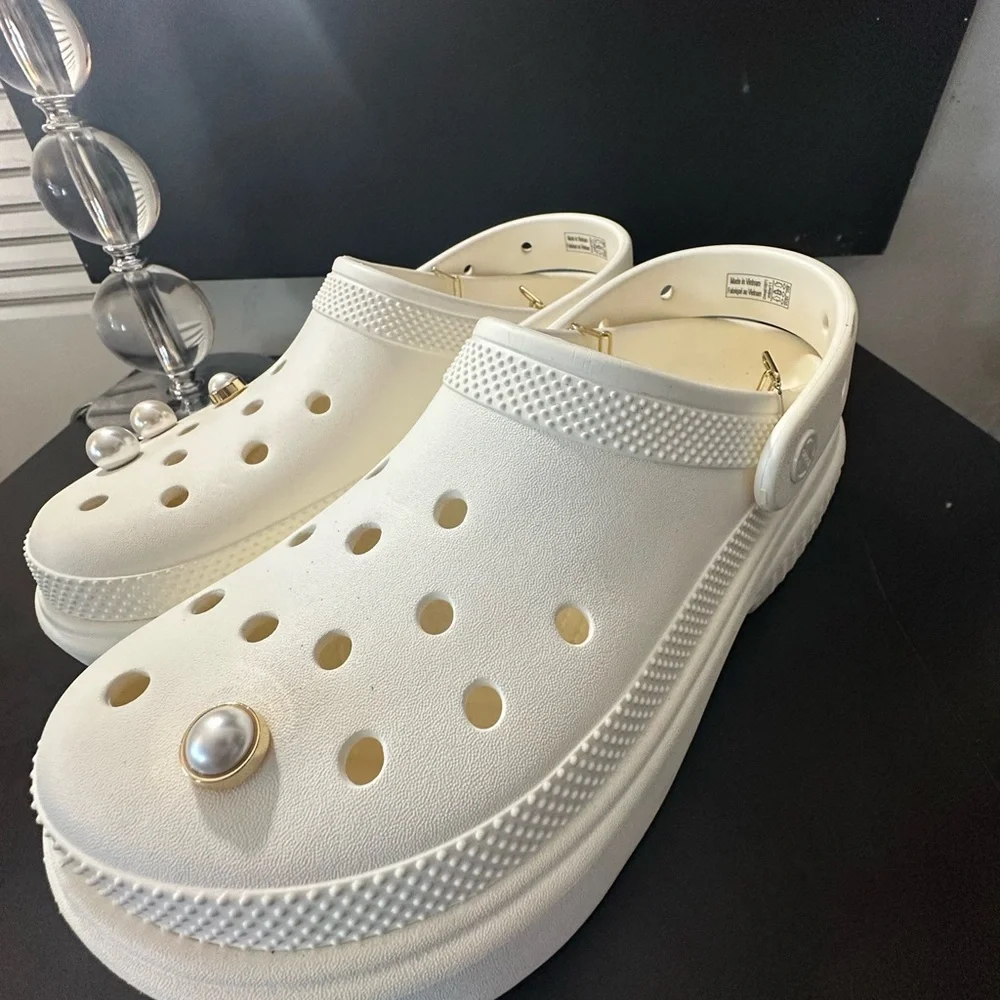 CROCS brand new